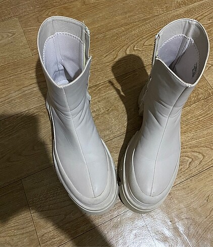 38 Beden Bershka Bot