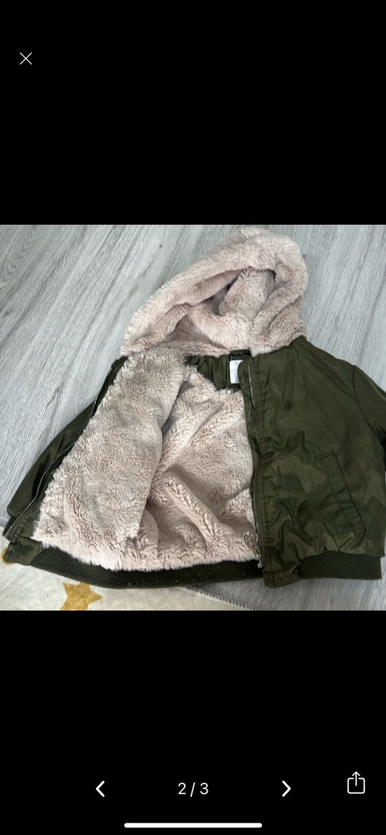 Erkek Çocuk Gri Kapüşonlu Kürklü Ceket - Görsel 2