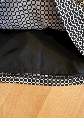 Kadın Siyah Puantiyeli Midi Etek - Görsel 3