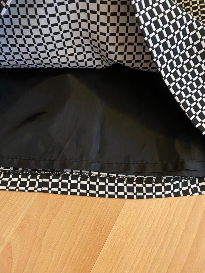 Kadın Siyah Puantiyeli Midi Etek - Görsel 3