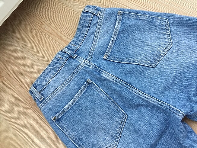 34 Beden mavi Renk MOM JEAN