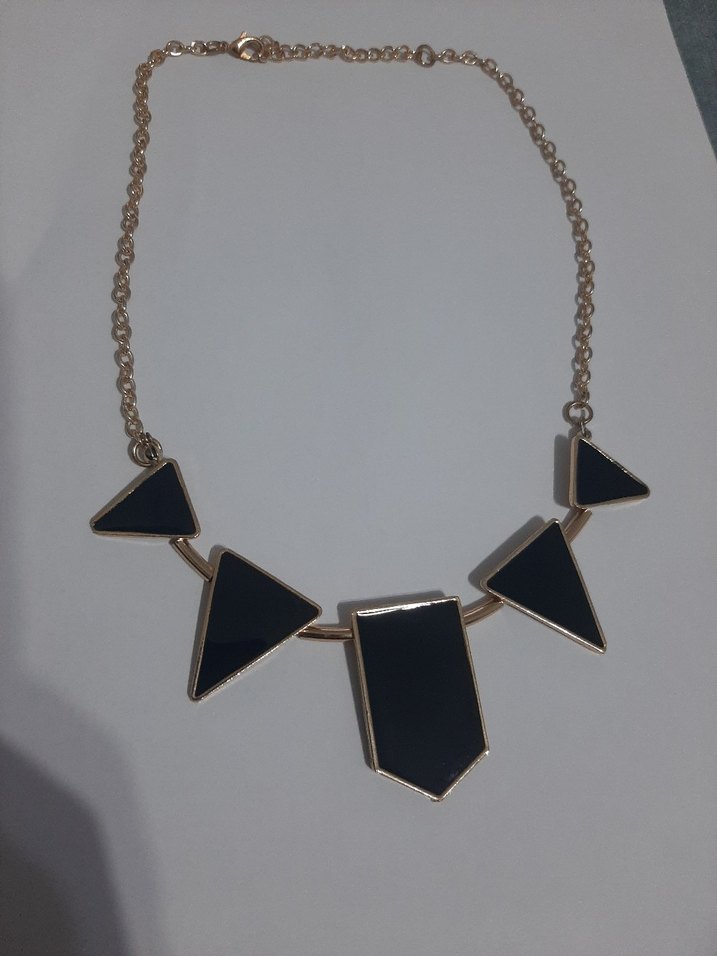 Siyah Geometrik Desenli Kolye - Görsel 2