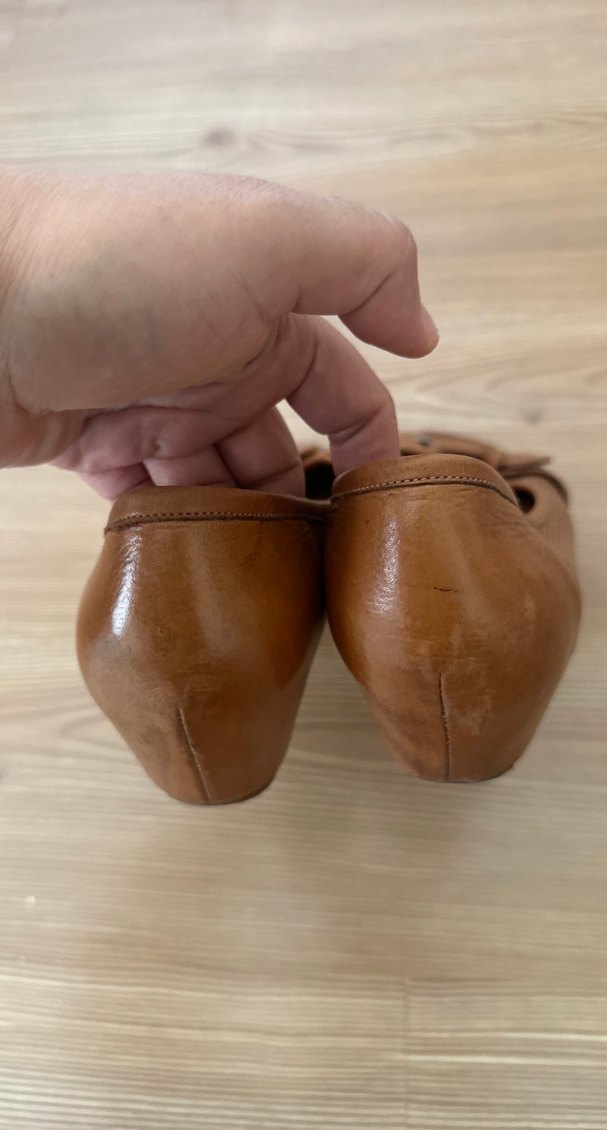 Bej Deri Kemerli Kadın Dolgu Topuk Ayakkabı - Görsel 4