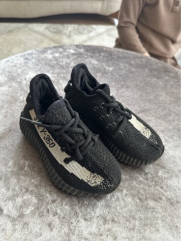 Adidas yeezy