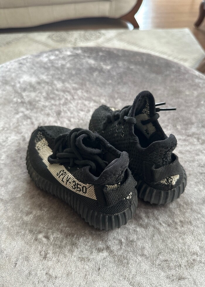Adidas yeezy - Görsel 3