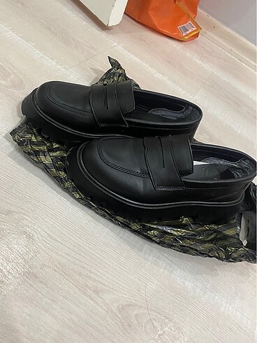Loafer ayakkabı