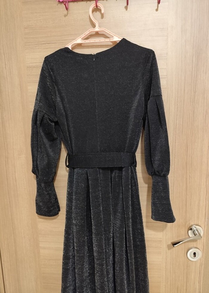 Uzun pırıltılı elbise - Görsel 3