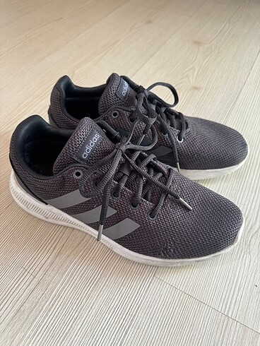 Adidas Spor Ayakkabı