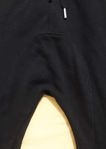 H&M Rahat Kesim Siyah Erkek Spor Şortu