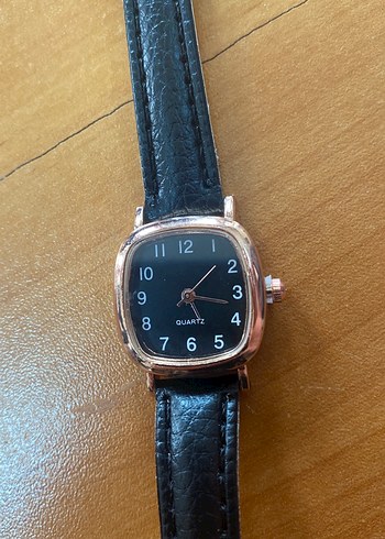 Klasik Siyah Kadın Kol Saati - Görsel 3