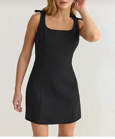 Trendyol & Milla Trendyol Milla siyah mini elbise