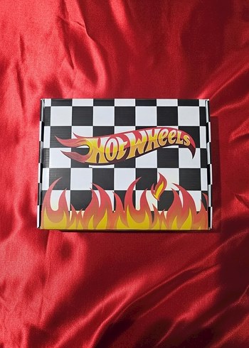 SEVGİLİLER GÜNÜ Hediye Kutuları - Hot Wheels, Hello Kitty, - Görsel 6