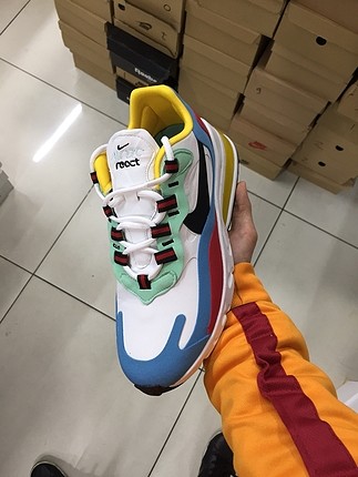 Nike air 270 react
