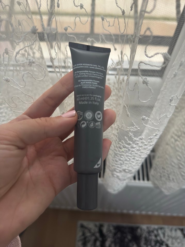 Alix Avien Gri CC Krem SPF15 - Görsel 3