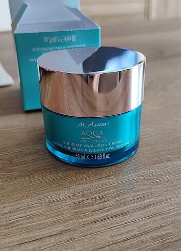 Diğer M. Asam Aqua Intense Supreme Hyaluronlu YüzKremi