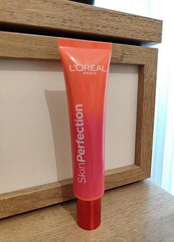  Beden Loreal Skin Perfection Yorgunluk Karşıtı Kapatıcı 35ML