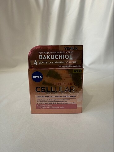 Nivea Cellular Gelişmiş 50 ml Yaşlanma Karşıtı Gündüz Bakım Krem