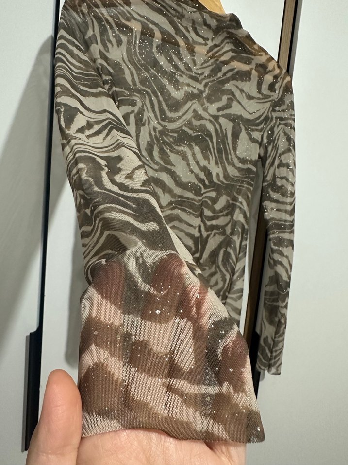 Zebra Desenli Uzun Kollu Drapeli Bluz - Görsel 4