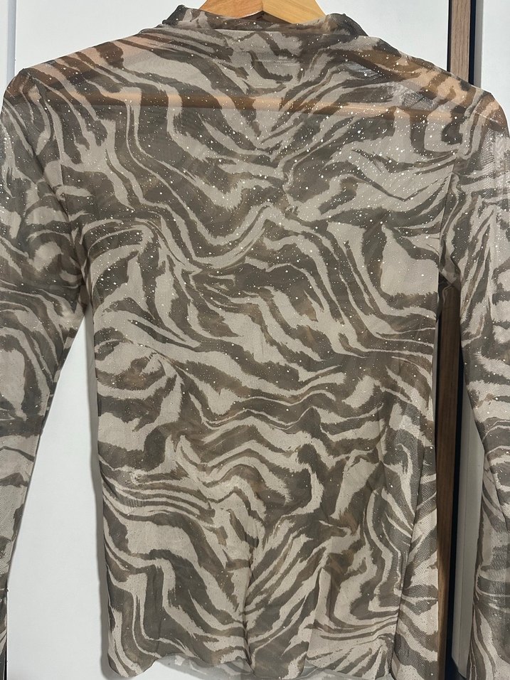 Zebra Desenli Uzun Kollu Drapeli Bluz - Görsel 3