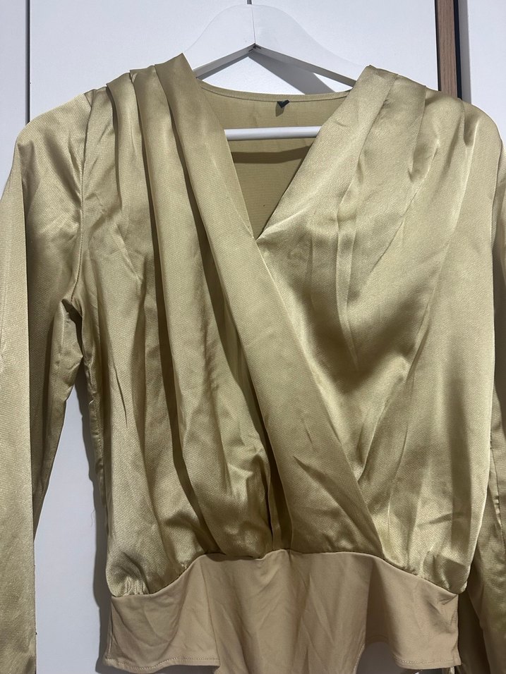 Çıtçıtlı büzgülü Bluz - Görsel 3