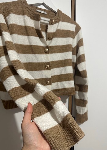 Düğmeli Kahverengi Çizgili Kadın Hırka - Görsel 2