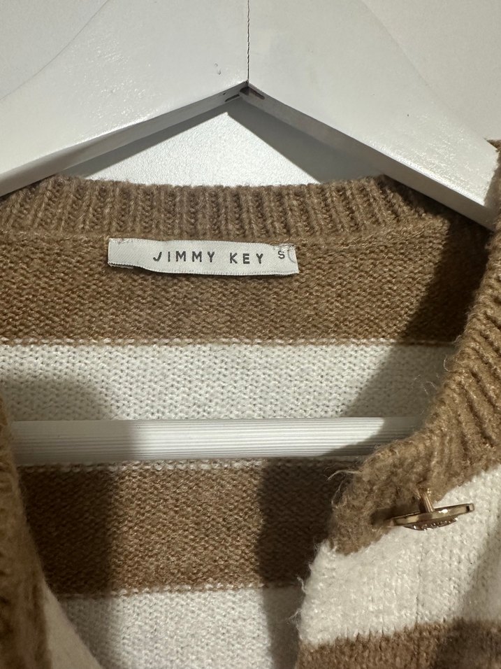 Düğmeli Kahverengi Çizgili Kadın Hırka - Görsel 3