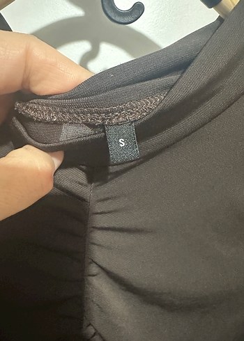 Uzun Kollu Siyah Drapeli Bluz - Görsel 3