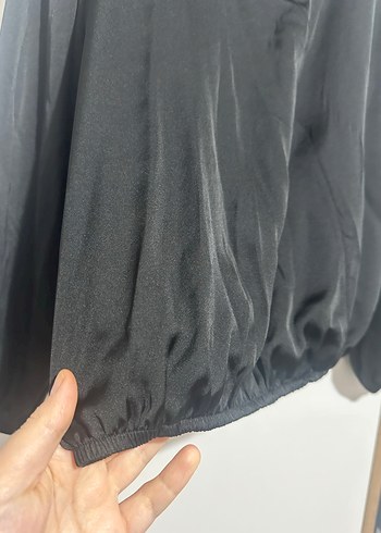 Siyah V Yaka Uzun Kollu Kadın Bluz - Görsel 3