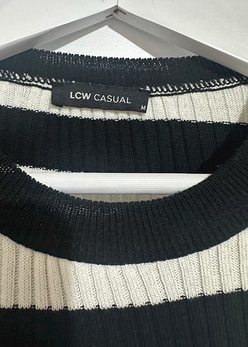Çizgili Siyah Beyaz Kadın Triko Kazak - Görsel 2