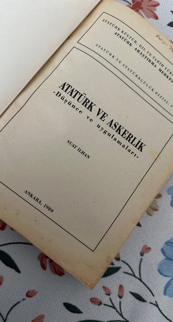 Kitap / Atatürk ve Askerlik - 1989 Başım - Görsel 2