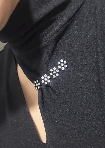 Siyah Gece Elbisesi - Görsel 2