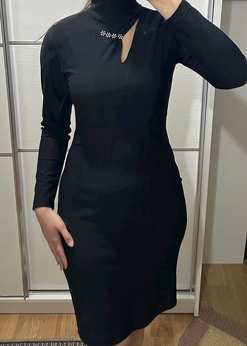 Siyah Gece Elbisesi - Görsel 3