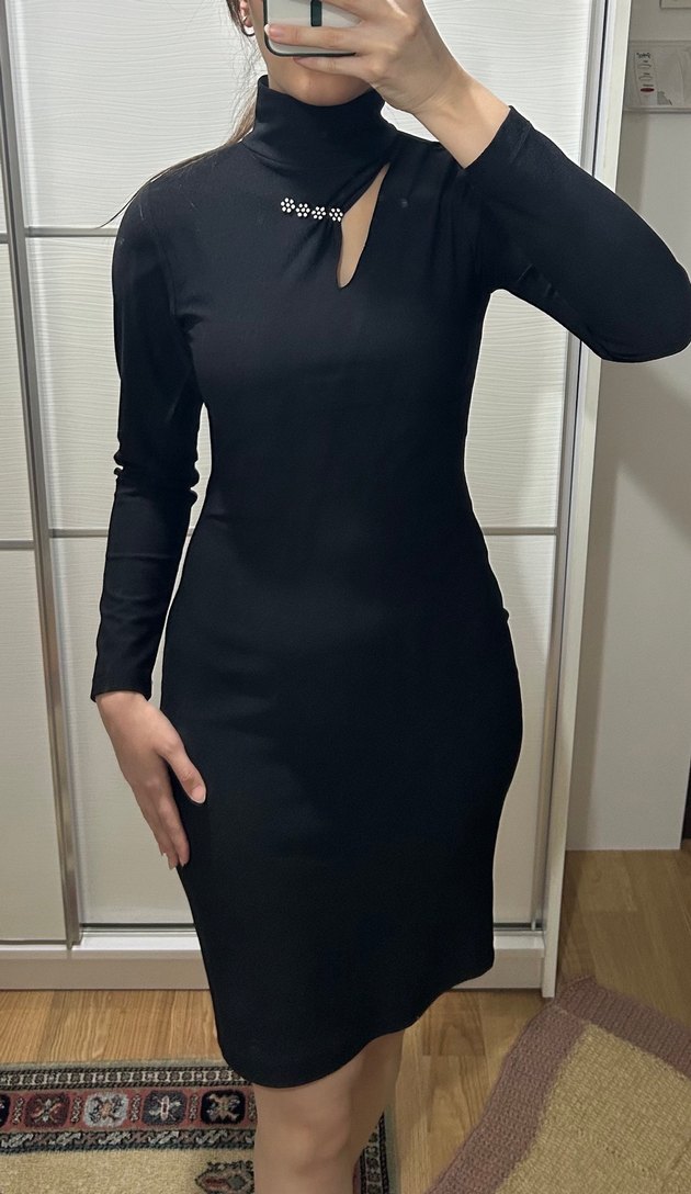 Siyah Gece Elbisesi - Görsel 3