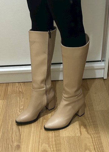 Bej Topuklu Çizme - Görsel 3