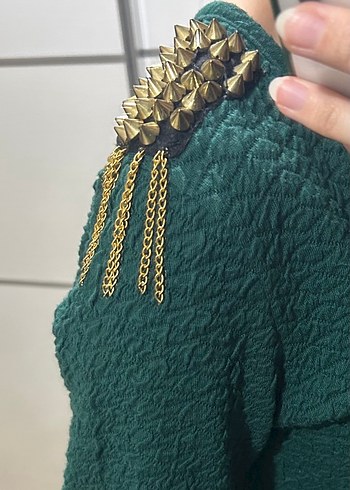 Yeşil Elbise - Görsel 2