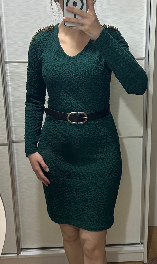 Yeşil Elbise - Görsel 3