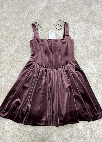 Zara Büzgülü Korse Elbise