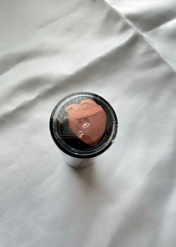 Avon Color Trend Kalpli Ruj - Kiss me - Görsel 2