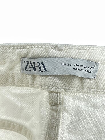 36 Beden beyaz Renk Zara Jean / Kot %70 İndirimli.