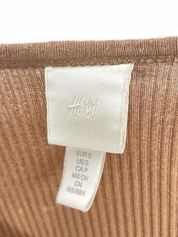 s Beden çeşitli Renk H&M Bluz %70 İndirimli.