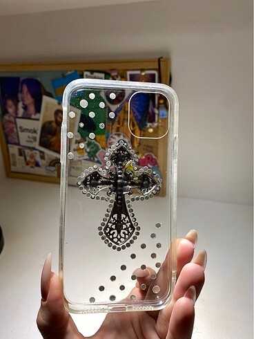 Bershka iphone 11 haç kılıf - Görsel 2