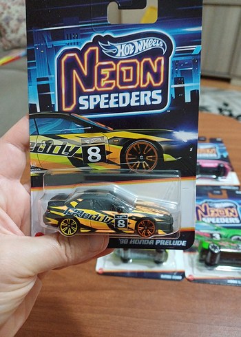 Renkli Neon Speeders Oyuncak Araba Seti - Görsel 4