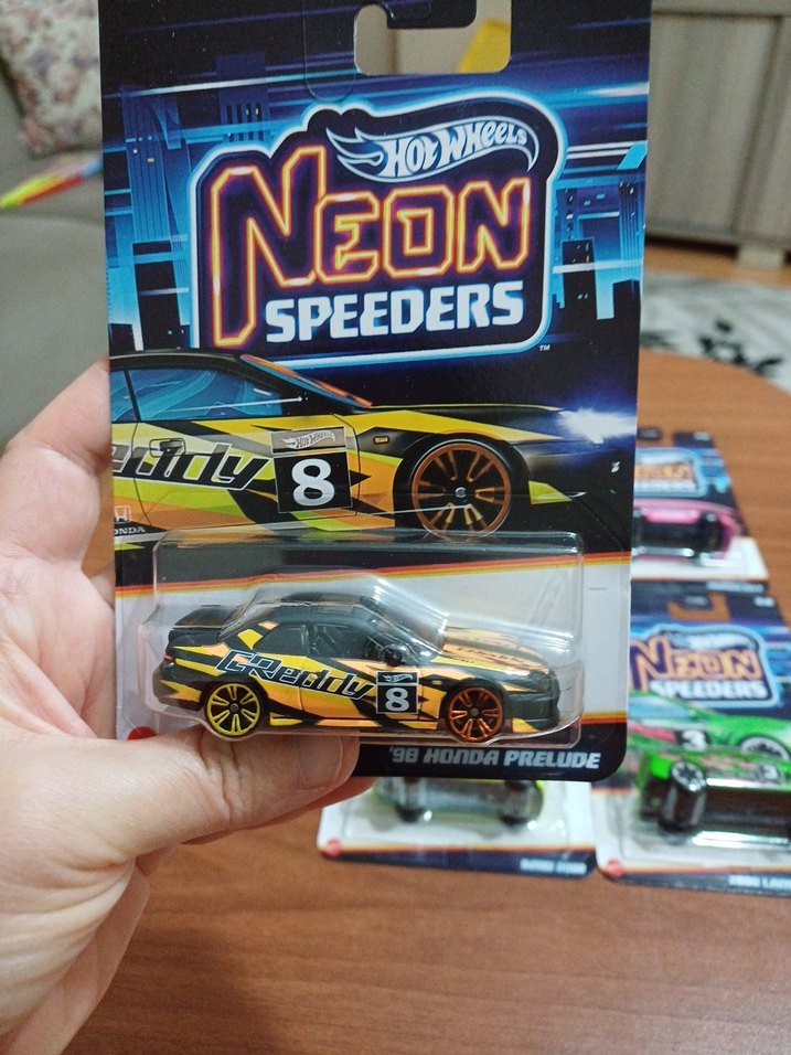 Renkli Neon Speeders Oyuncak Araba Seti - Görsel 4