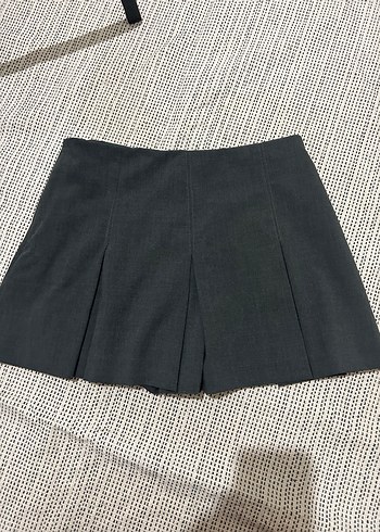 Gri Pileli Şort Etek