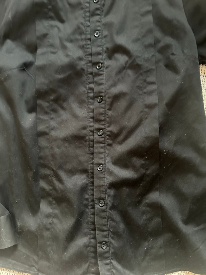Siyah Düğmeli Uzun Kollu Gömlek - Görsel 3