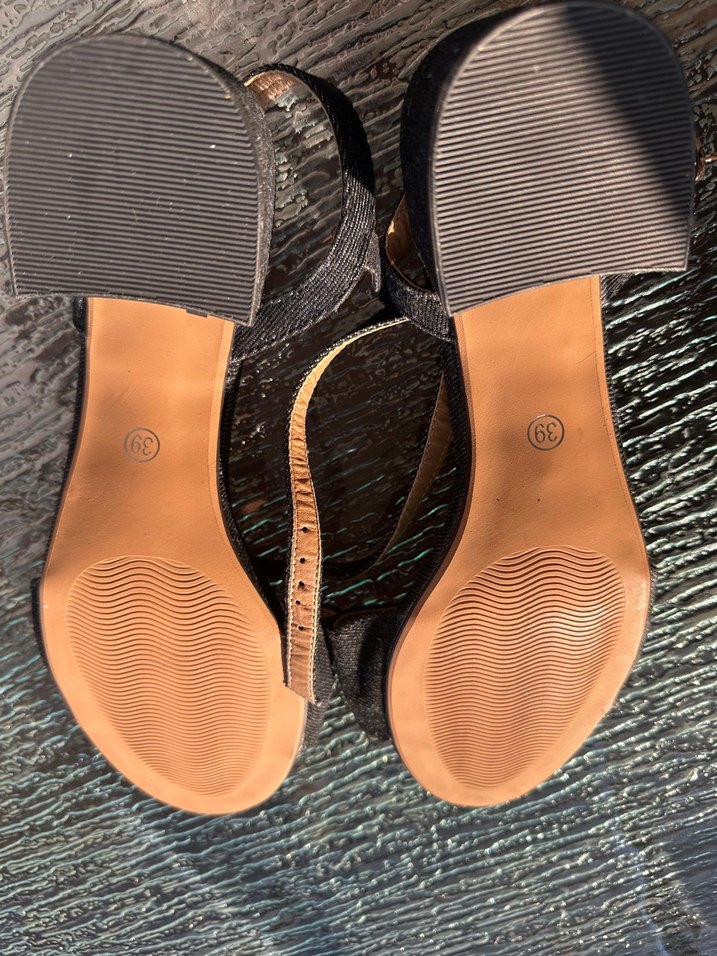 Çiçek İşlemeli Bohem Dolgu Topuklu Kadın Sandalet - Görsel 3