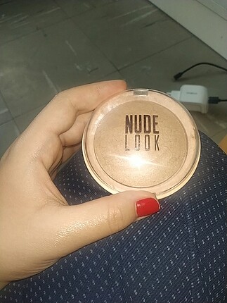 Nude look