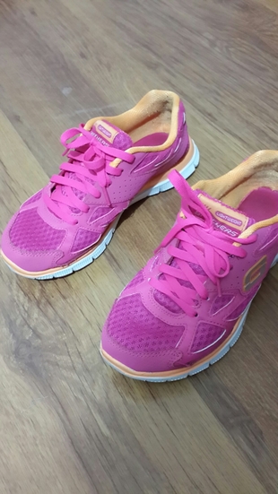 Spor ayakkabi