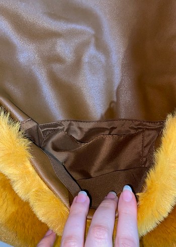 Sarı Kürklü Kadın Omuz Çantası - Görsel 4