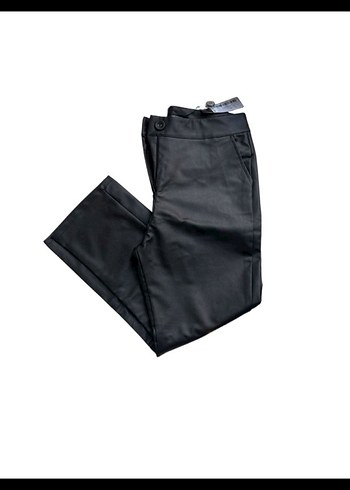 Trendyolmilla Siyah Deri Kemerli Pantolon - Görsel 4